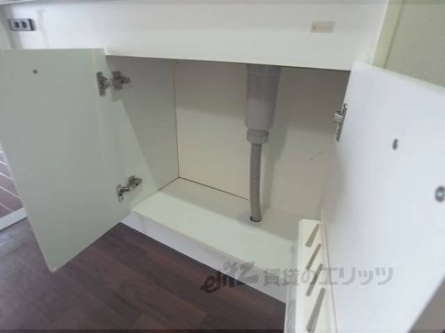 キッチン　キッチン下収納