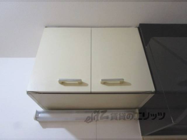 キッチン　キッチン上部収納