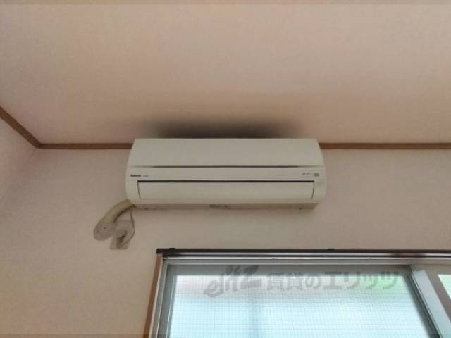 エアコン　リビング