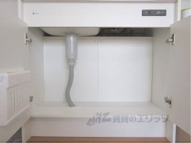 収納　キッチン