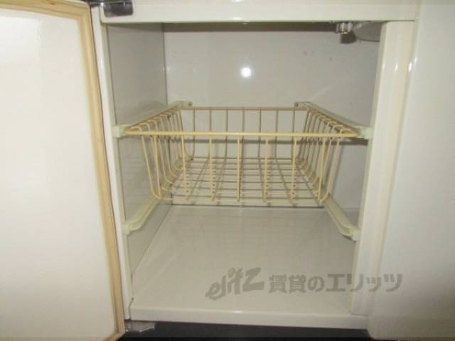 キッチン　収納