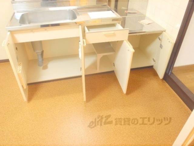 キッチン　収納