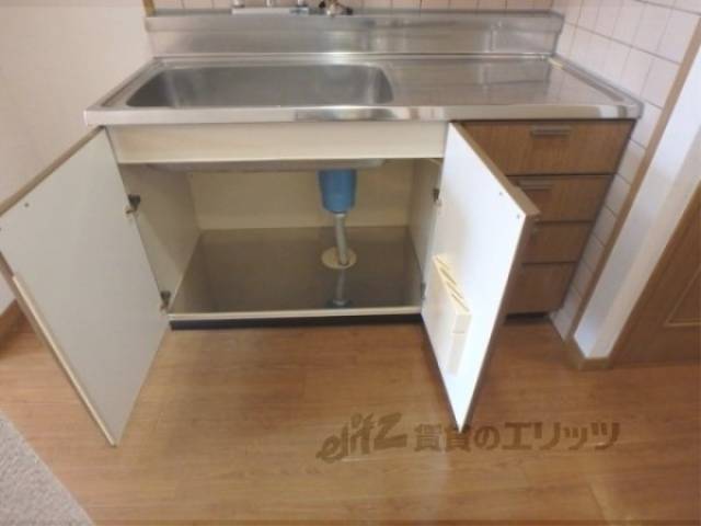 キッチン　キッチン下部収納