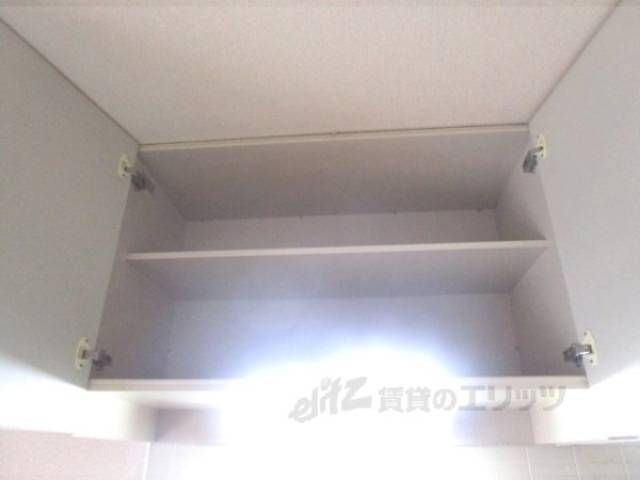 キッチン　キッチン上部収納