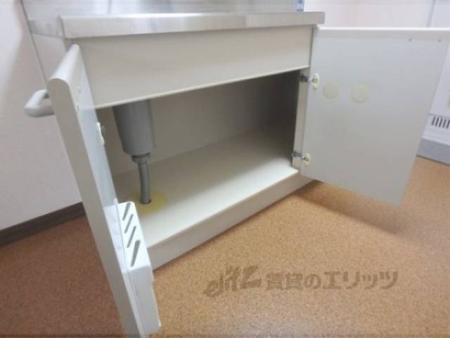 キッチン　キッチン下部収納