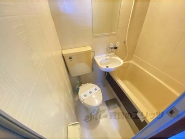 ユニットバス　コンセント類