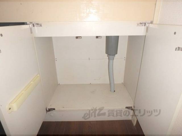キッチン　下部収納
