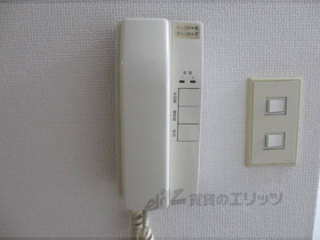インターホン