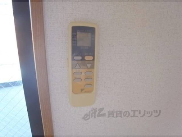 エアコン　リモコン
