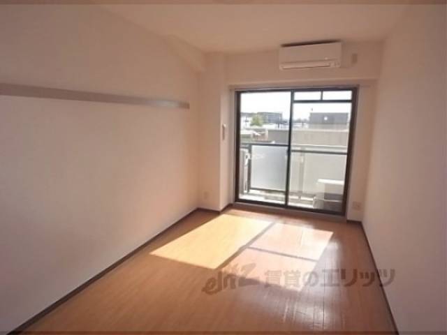 洋室　8.5帖の洋室です。