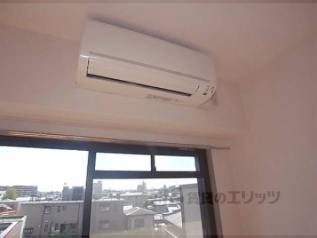 エアコン　エアコン１基ついてますよ。
