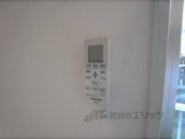 エアコンリモコン