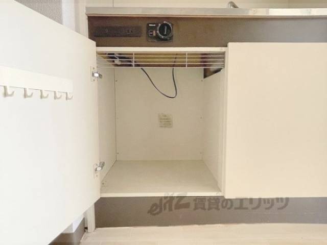 キッチン　キッチン下収納