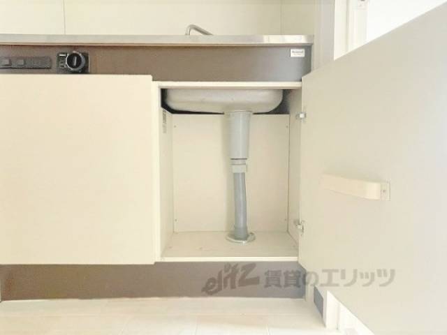 キッチン　キッチン下収納