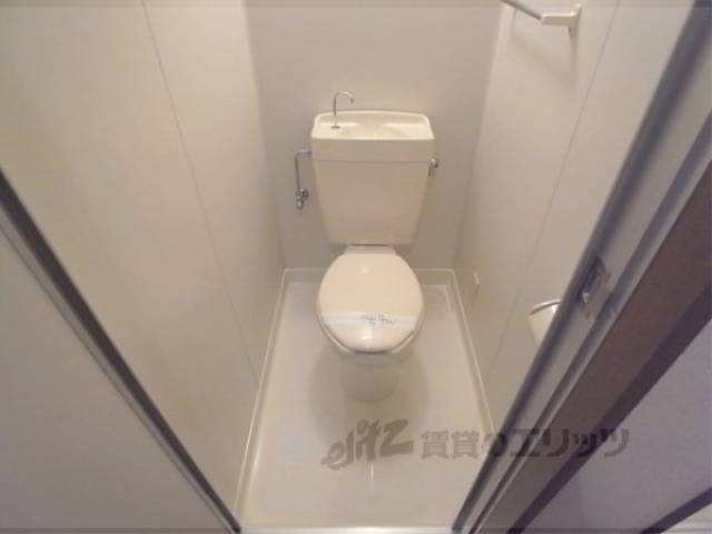 トイレ　お風呂とトイレ別です。
