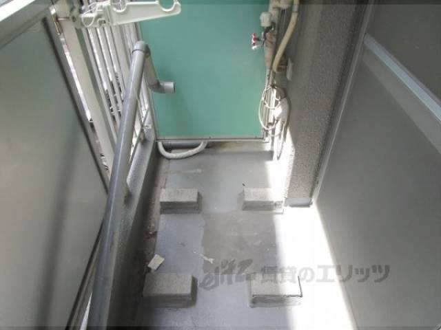 洗濯機置場　コンロ置場