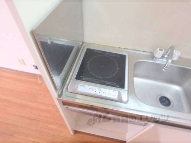 キッチン　電気コンロ