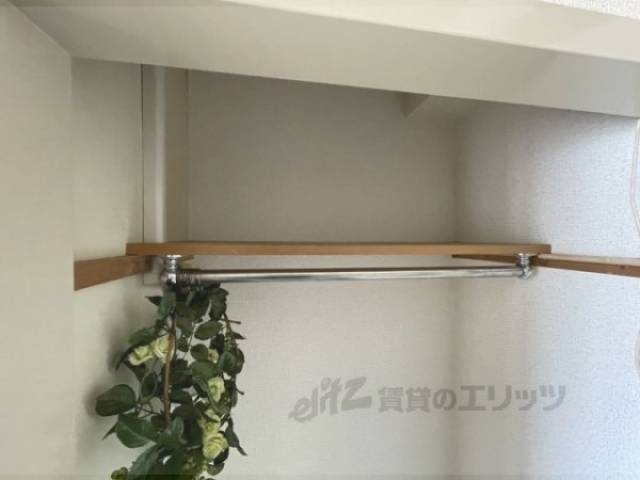 洗濯機置場　上部収納