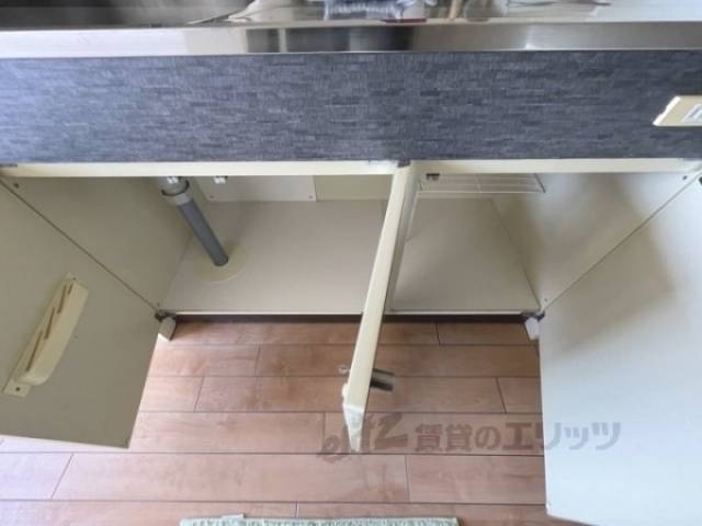 キッチン　下部収納