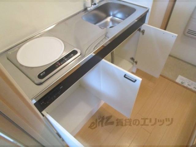 キッチン　キッチン下収納