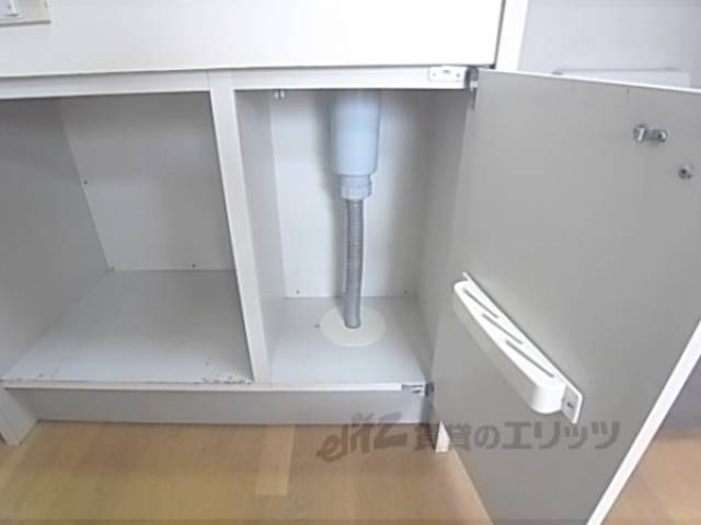 キッチン　キッチン収納　キッチン下の収納です