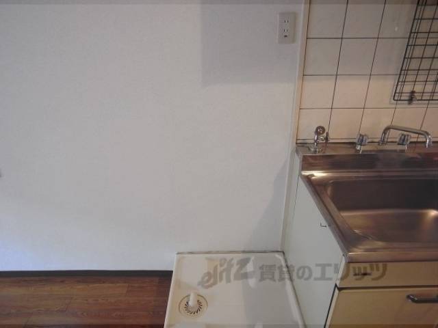 洗濯機置場　洗濯機は室内に置けます