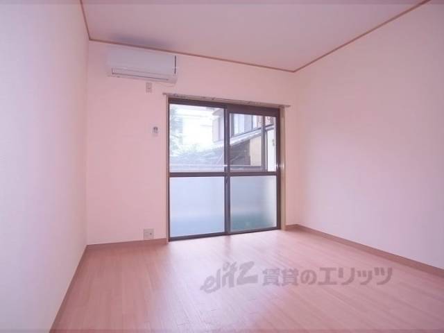 洋室　明るい洋室