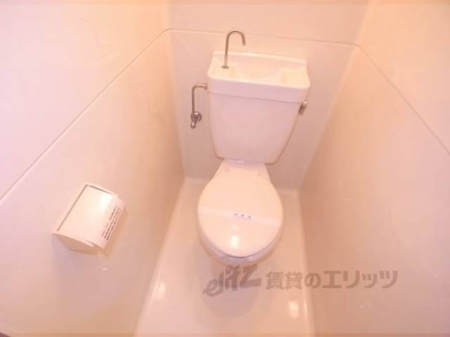 トイレ　バス、トイレ別々