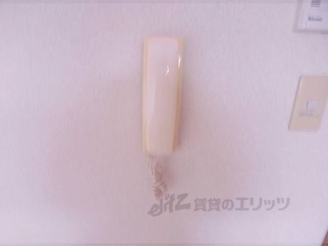 ドアホン　声が聞けるのは安心ですね