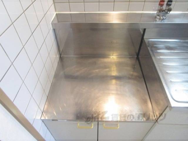 キッチン　コンロ置場
