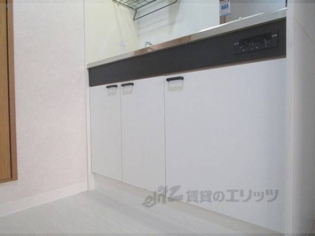キッチン　下収納