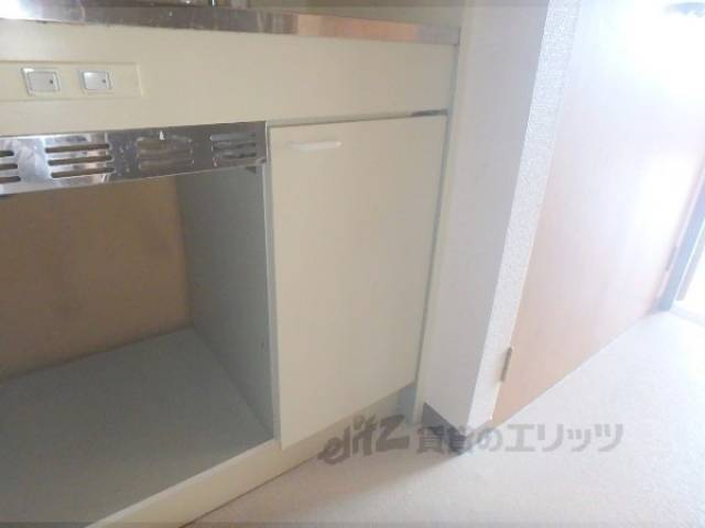 キッチン　下収納
