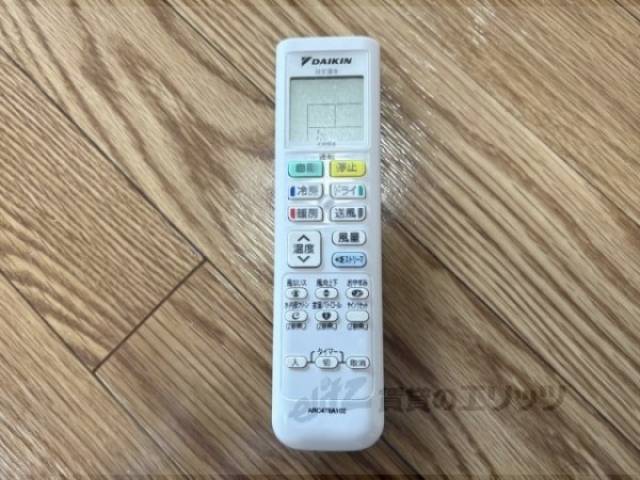 エアコンリモコン