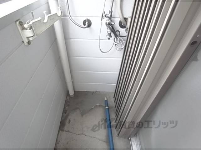 洗濯機置場　ベランダですが洗濯機設置できます