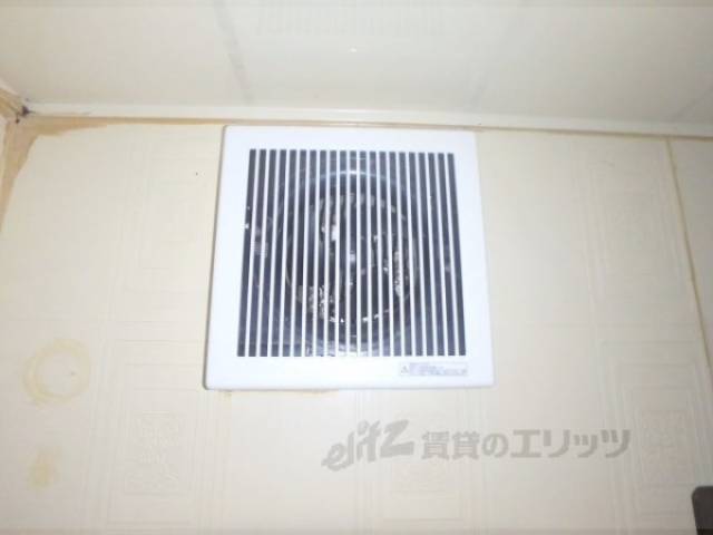 ユニットバス　換気扇