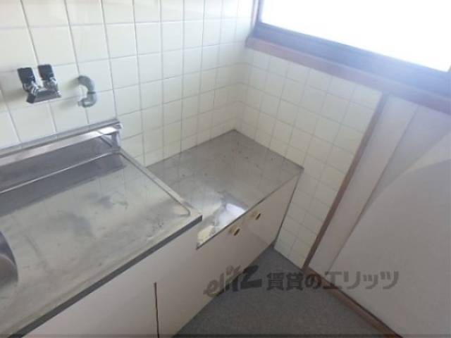 キッチン　コンロ置き場