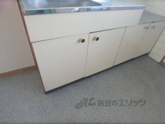 キッチン　収納