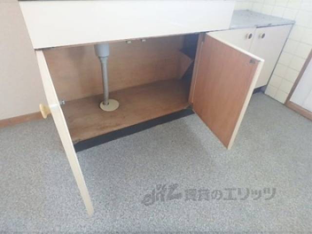 キッチン　収納