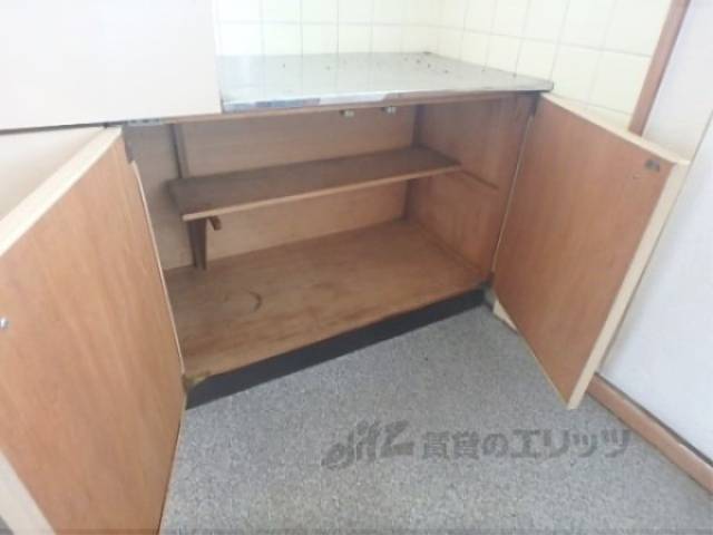 キッチン　収納