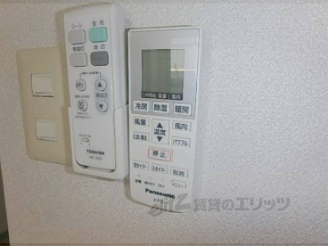 エアコンリモコン