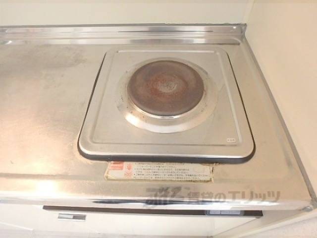 キッチン　電気コンロ　入居決まったら、交換します。