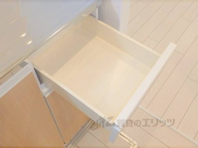 キッチン　収納