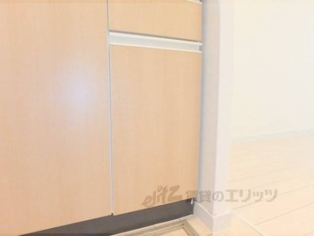 キッチン　収納