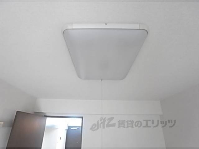 照明　照明器具付き