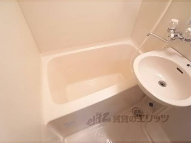 ユニットバス　お風呂とトイレの掃除が一度で済みます