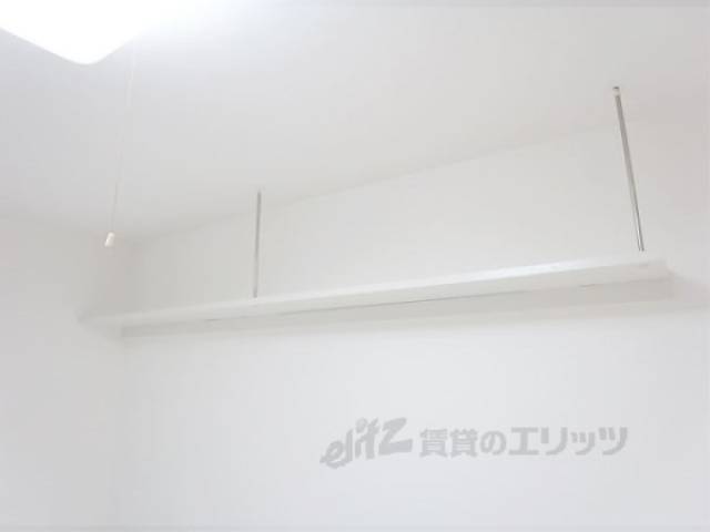 収納　吊りかけ式