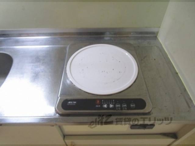 キッチン　コンロ置場