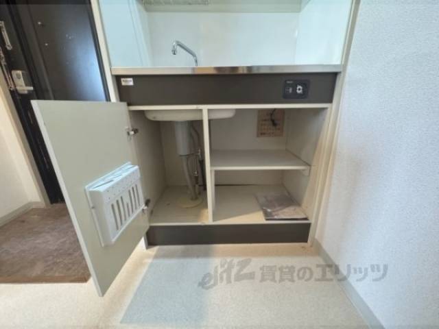 キッチン　下部収納