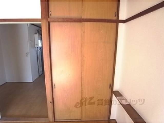 収納　天袋付きの収納です