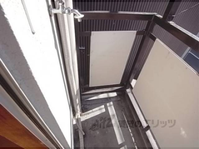 洗濯機置場　ベランダですが洗濯機設置できます